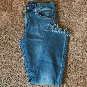 Frayed Fringe Skinny Jeans